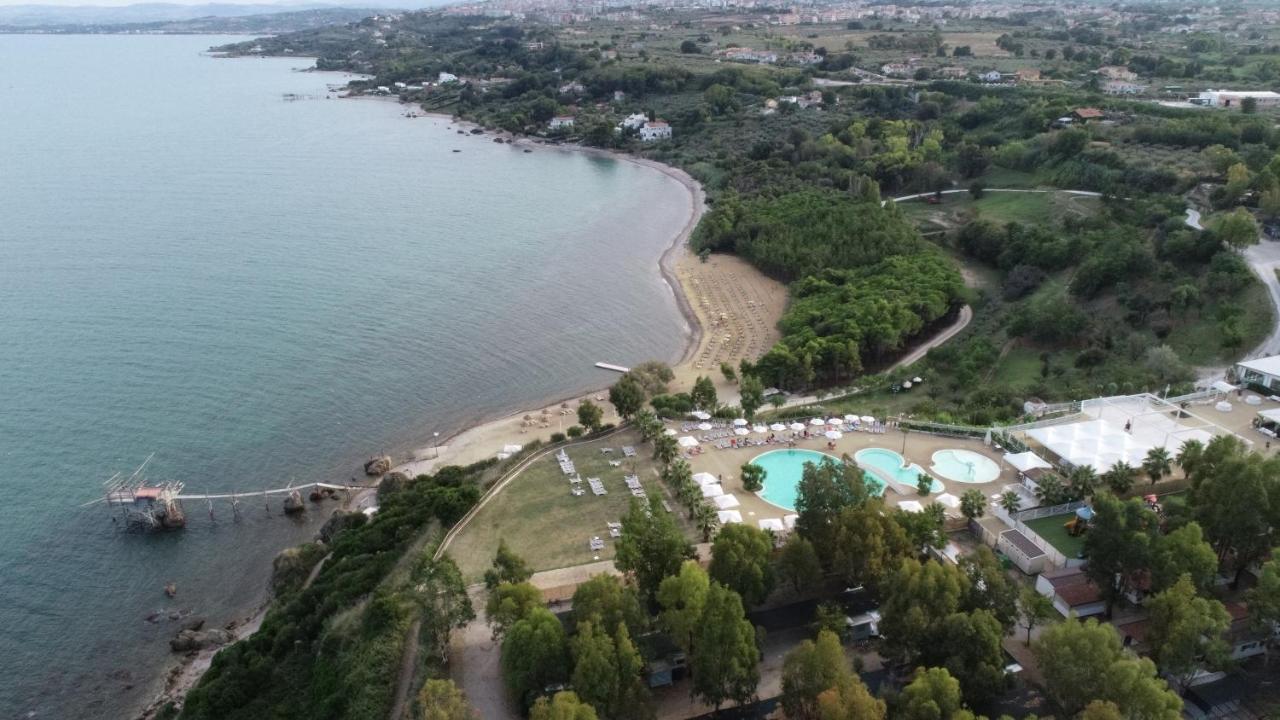 Grotta Del Saraceno Aparthotel Vasto Exterior photo