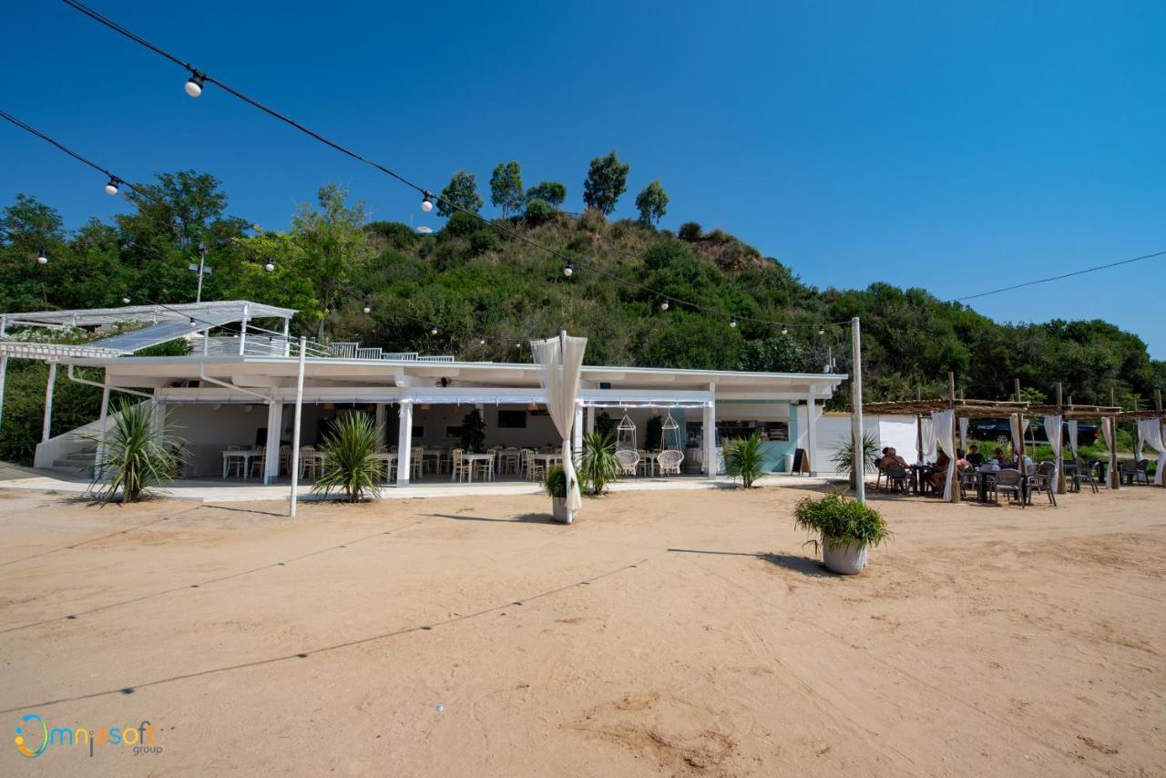 Grotta Del Saraceno Aparthotel Vasto Exterior photo