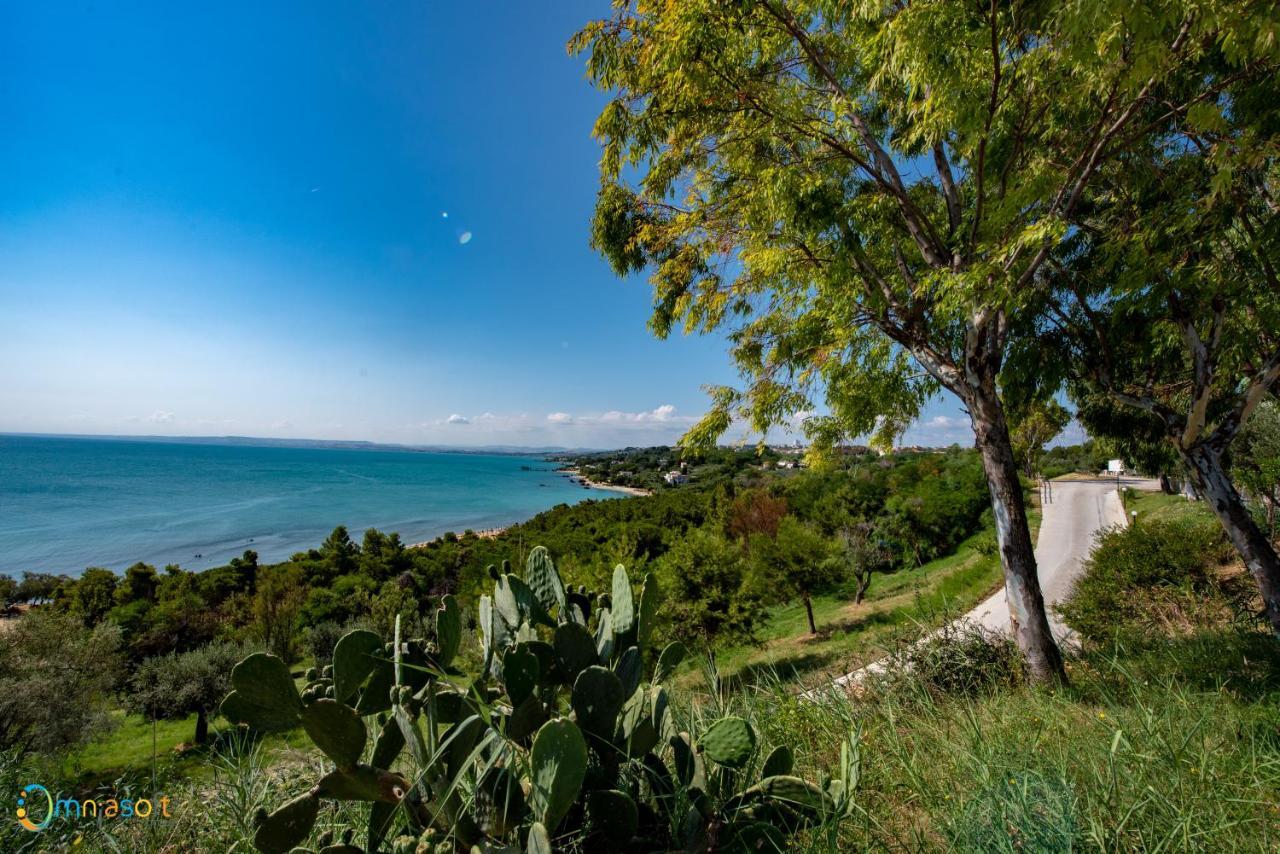 Grotta Del Saraceno Aparthotel Vasto Exterior photo